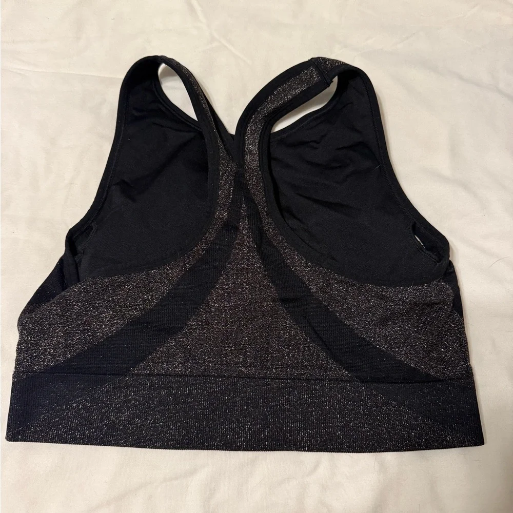 Shimmer High-Neck Sports Bra - Picture 2 of 4